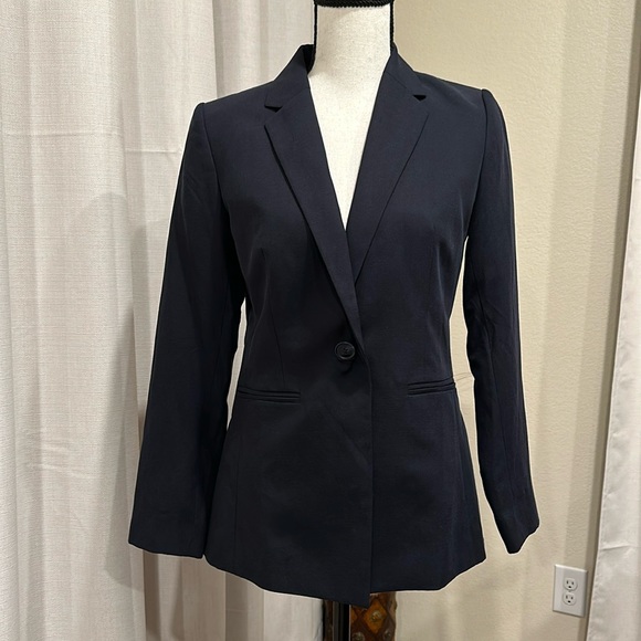 LOFT Blazer Jacket. - Picture 2 of 16